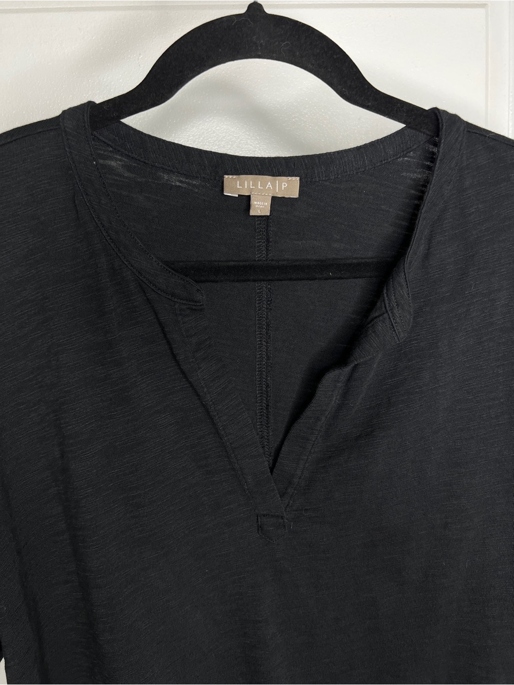 Lilla P V-Neck Tee Shirt Women Large Black 100% Cotton Rolled Cuff Casual Basic - Picture 5 of 6